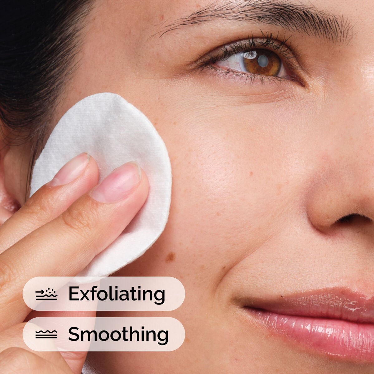 glycolic-acid-7-exfoliating-toner-v4 ord-glycolic-acid-exfoliating-toner-model-application-with-benefits.jpg